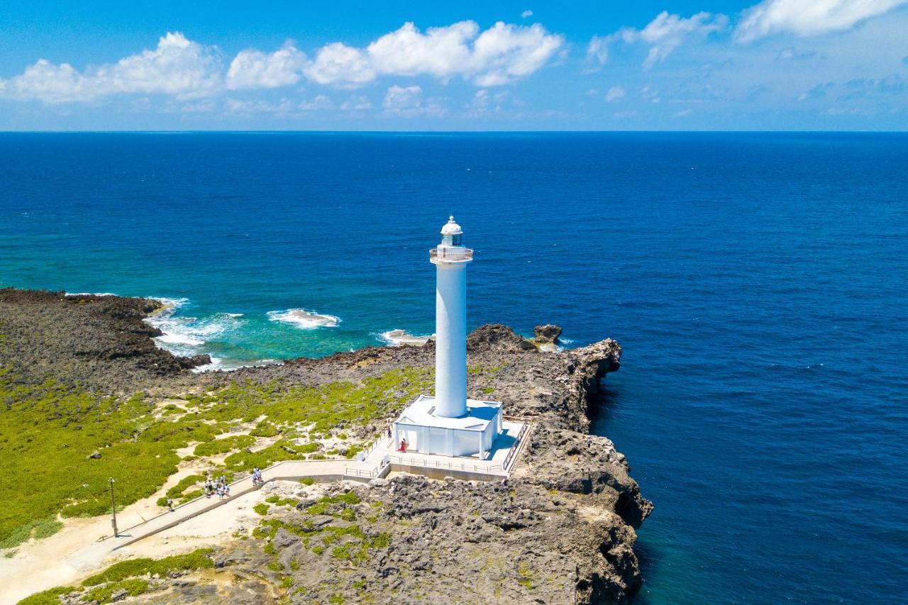 海まで徒歩1分 沖縄でも珍しい絶景ホテル 贅沢プライベートビーチ付き ビーチルーム Onna Bagian luar foto
